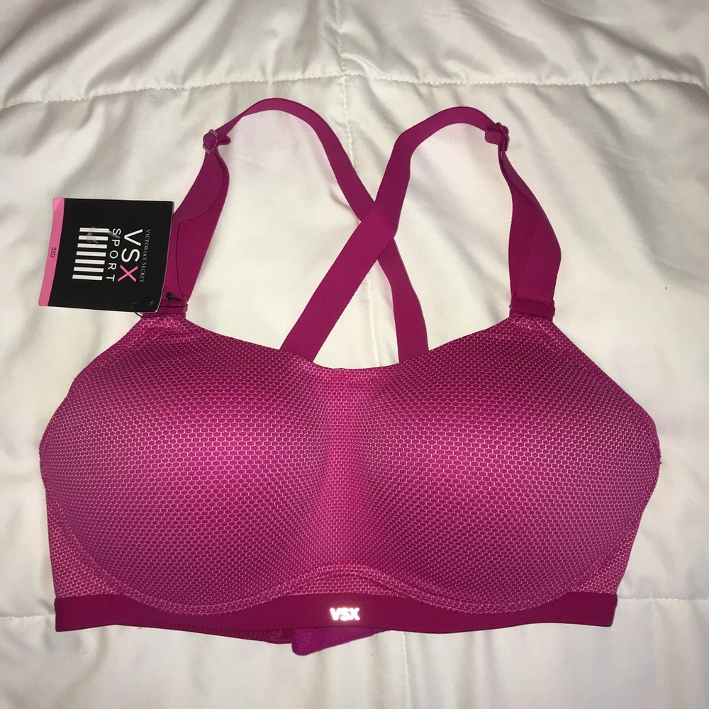 Victoria’s Secret Sports Bra Size 32D
